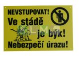 Výstažná tabulka "Pozor býk", velká
